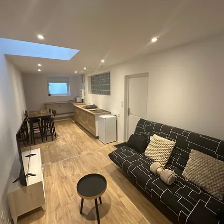 4 Personnes Maximum Apartamento *